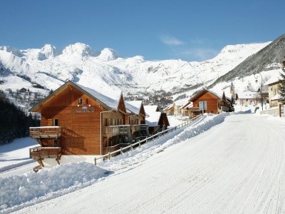 Holiday park Scenic Chalet Apartment for Groups - Outdoor photo 10