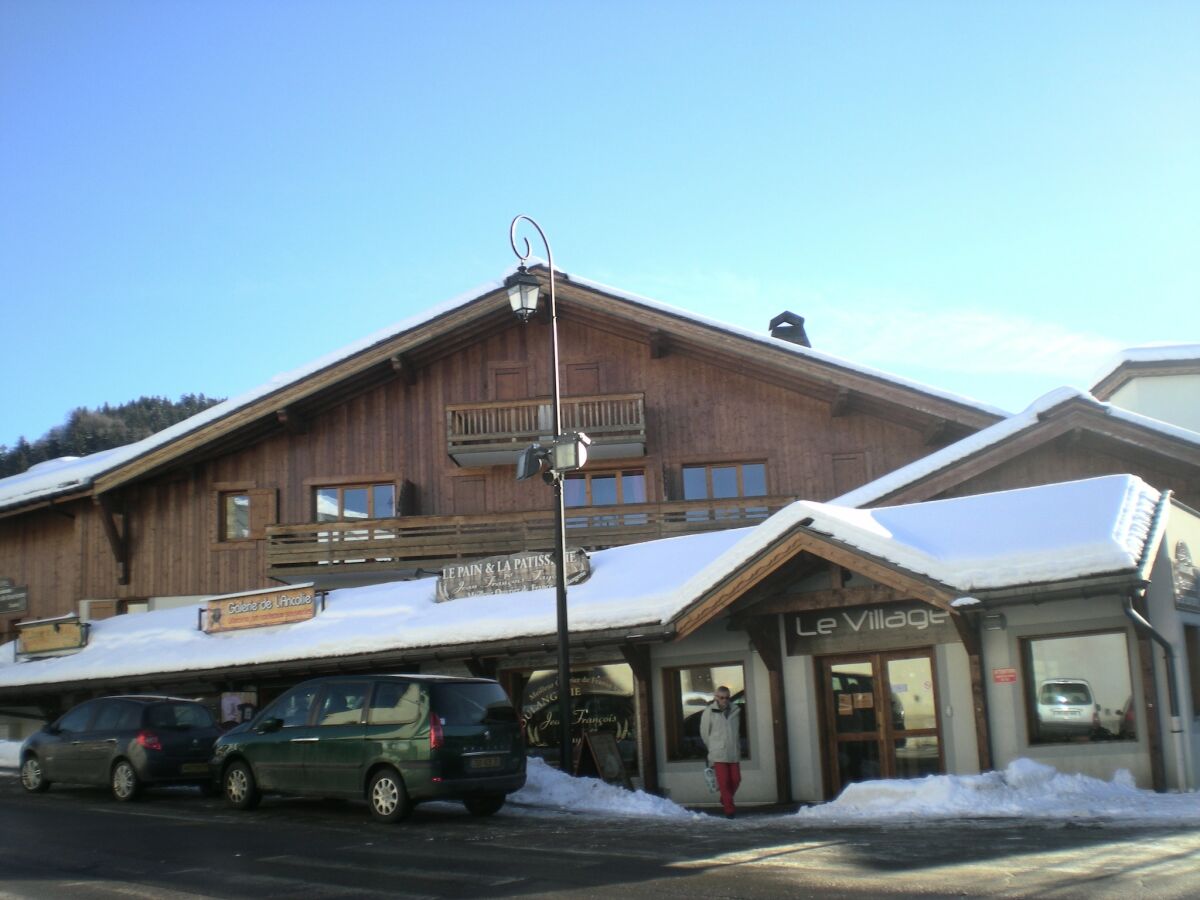 Holiday park Apartment in Le Village with Balcony Views - Outdoor photo 2