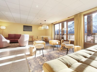 Holiday park Chalet in Praroustan mit Bergblick - Features photo 9