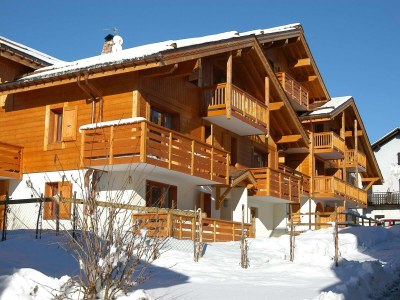 Holiday park Wohnung in Frankreich mit Pool & Sauna in Notre-Dame-de-Bellecombe - Holiday park
