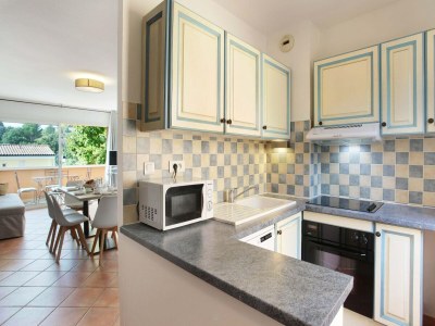 Holiday park Wohnung in Gréoux-Les-Bains bei Seen - Features photo 7