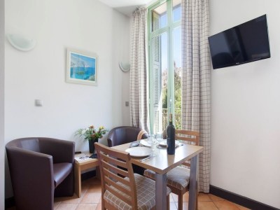 Holiday park Wohnung in Nizza im ehemaligen Hotel - Features photo 10