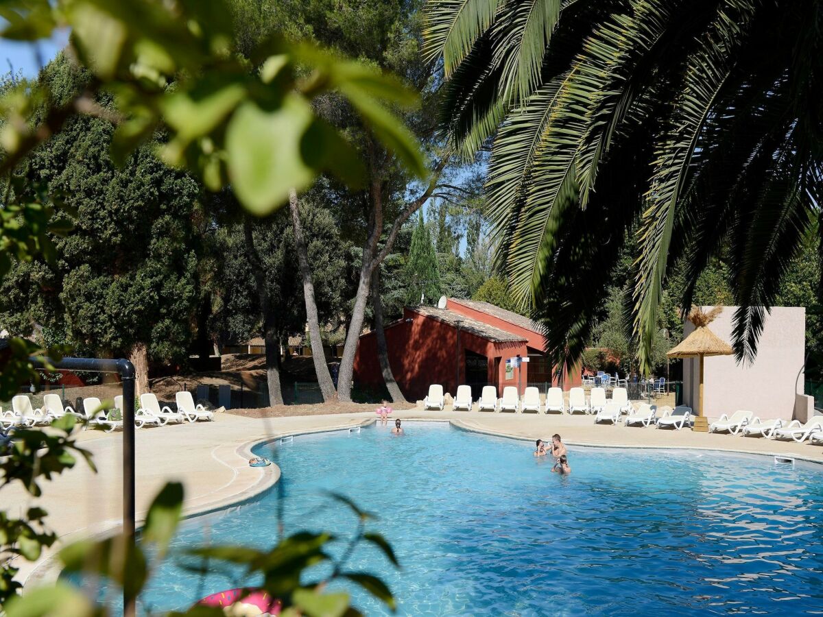 Holiday park Resort in Arles mit Pools nahe Camargue - Outdoor photo 2