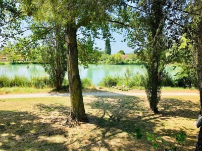 Holiday park Resort in Arles mit Pools nahe Camargue - Environment photo 25
