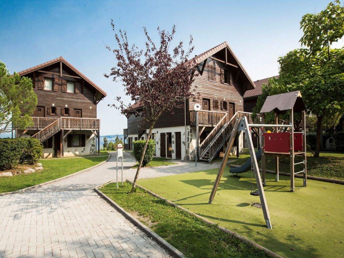 Holiday park Chalet Apartment by Lake Geneva, Evian