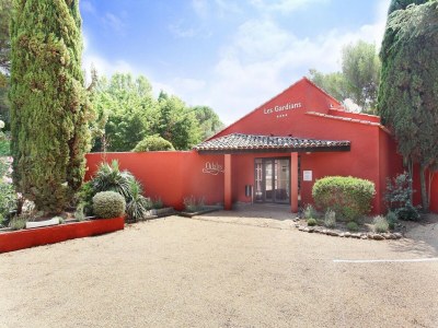Holiday park Resort in Arles near Camargue Flamingos in Bouches du Rhône - Holiday park