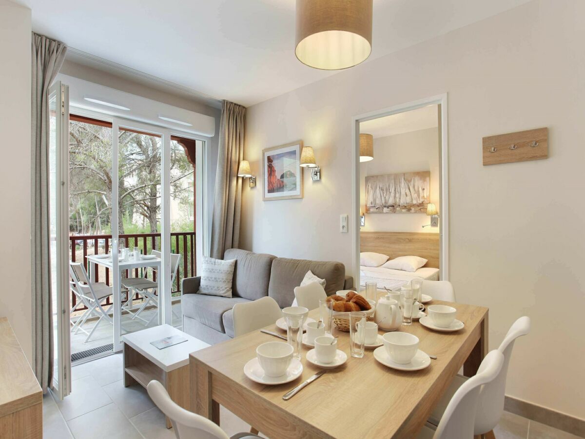 Holiday park Wohnung in Cavalaire-sur-Mer am Strand
