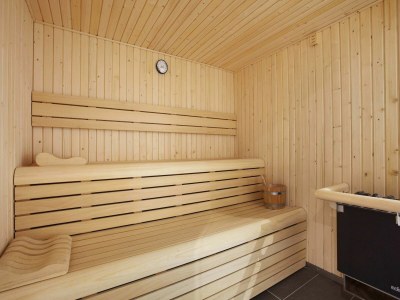 Holiday park Wohnung in Cavalaire-sur-Mer am Strand - Outdoor photo 33
