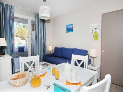 Holiday park Sunny Retreat with Pool - Features photo 22