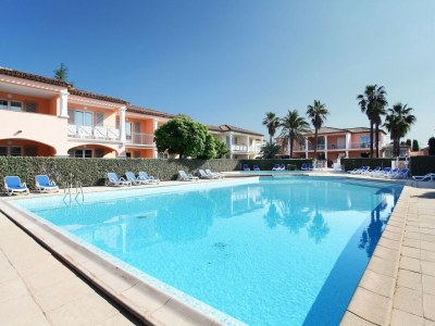 Holiday park Apartment in France with Pool & Quiet Setting - Outdoor photo 6