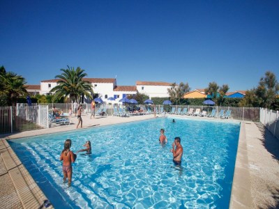 Holiday park Terraced Houses in France with Garden in Charente-Maritime - Holiday park