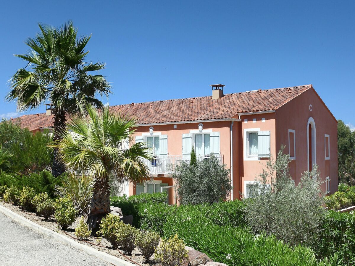Holiday park Spacious Apt Near the Beach - Outdoor photo 2