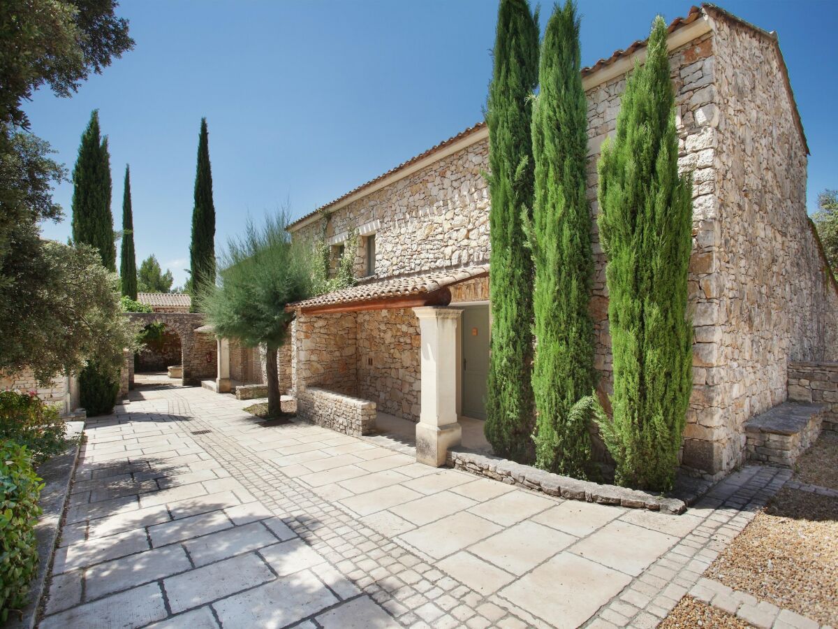 Holiday park Maisonette in Gordes near Vaucluse Hills - Outdoor photo 2