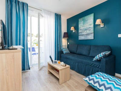 Holiday park Cozy Flat in Bois de la Chaise - Features photo 12
