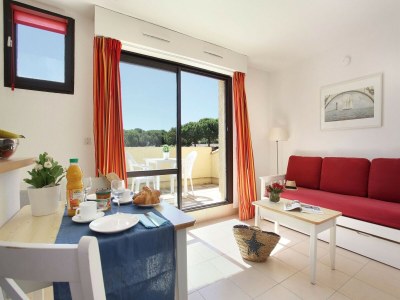 Holiday park Apartment in Saint-Loup amid Pine Trees - Features photo 6