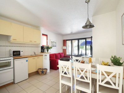 Holiday park Apartment in Saint-Loup amid Pine Trees - Features photo 7