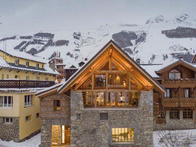 Chalet Chalet in Les Deux Alpes mit Sauna & Whirlpool in Les Deux Alpes - Chalet
