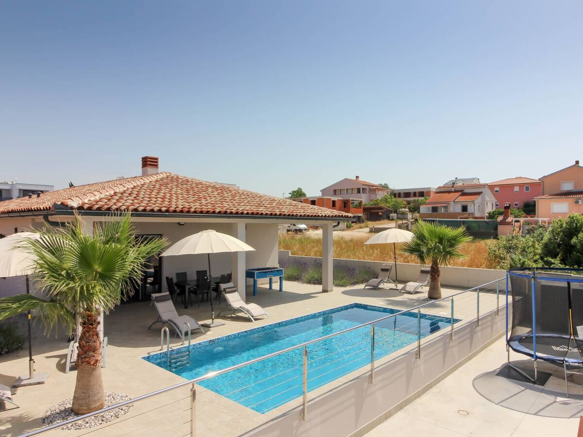 Holiday house Villa Riz with private pool