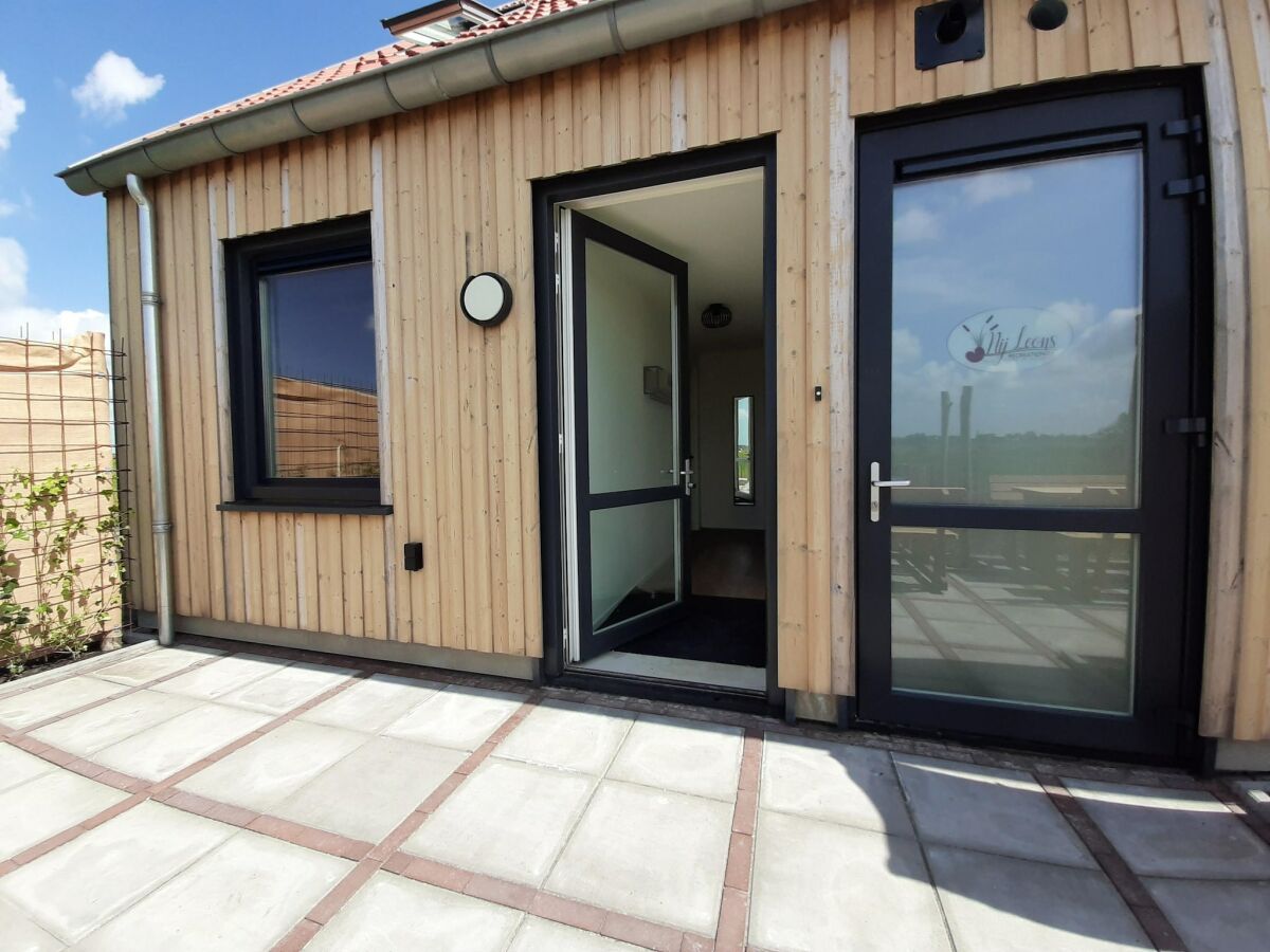 Holiday house Stilvolle Friesenvilla mit Garten - Outdoor photo 4
