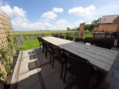 Holiday house Stilvolle Friesenvilla mit Garten - Outdoor photo 40
