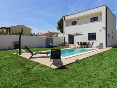 Holiday house Villa Relax II in Sisan - Holiday house