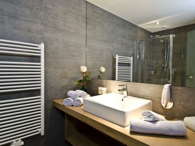 Holiday room Doppelzimmer 2, Dusche oder Bad, WC - Features photo 29