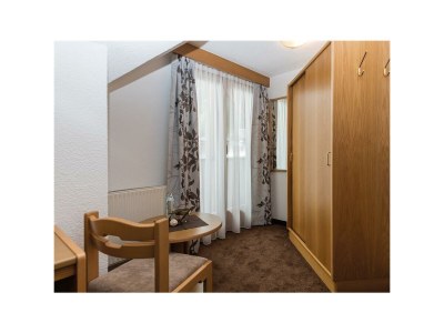 Holiday room Einzelzimmer Spezial mit Dusche, WC - Features photo 45