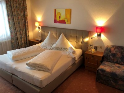 Holiday room Doppelzimmer mit ETAGENDUSCHE/ETAGEN-WC - Features photo 19