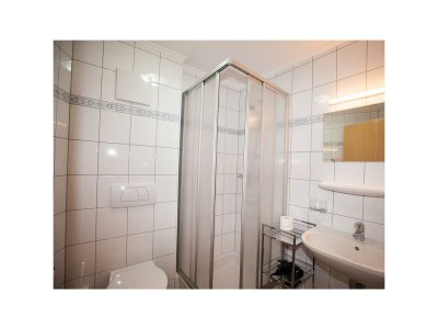 Apartment "TOP 2 (2 Pers.)"/Wohn-Schlafraum/DU/WC - Features photo 10