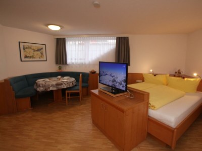 Holiday room Dreibettzimmer mit Dusche, WC - Features photo 7