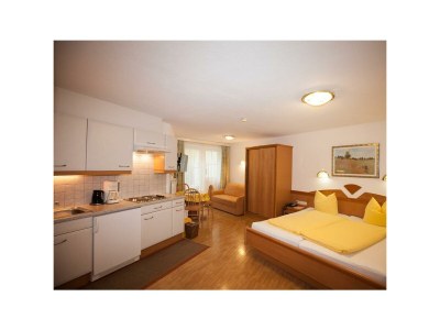 Holiday room Doppelzimmer mit Dusche, WC - Features photo 7
