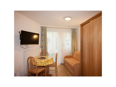 Holiday room Doppelzimmer mit Dusche, WC - Features photo 8