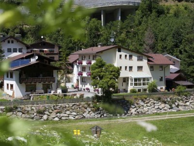 Holiday room Familienzimmer mit Balkon in Kappl - Holiday room