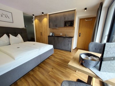 Holiday room Studio, Dusche, WC in Kappl - Holiday room