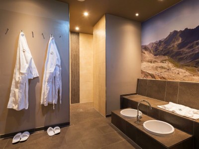 Holiday room Doppelzimmer Gorfenspitze, Dusche, WC - Outdoor photo 23