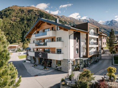 Holiday room Alpenromantik-Suite Piz Buin, Dusche und Bad, WC - Outdoor photo 60
