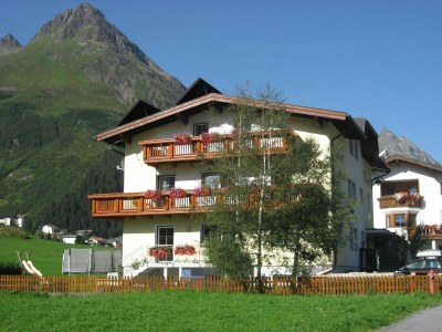 Apartment Tirol-Apartment/1 Schlafraum/Dusche, WC - Outdoor photo 4