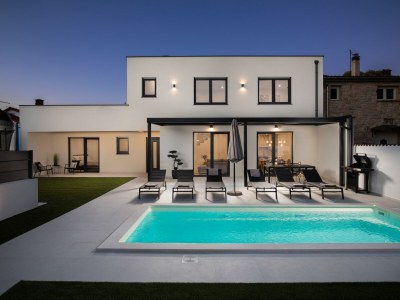 Villa Artis in Loborika - Villa