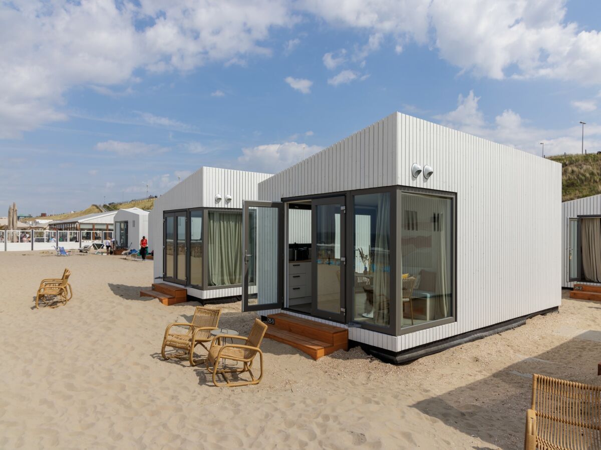 Holiday park Beach House in Zandvoort with Sea View