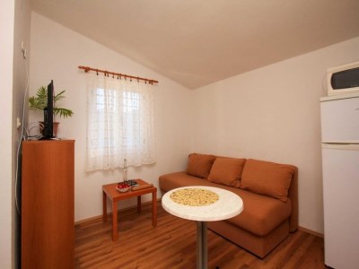 Apartment Apartments Ereš Zuronja-One-Bedroom Apartment with Sea View 2 - Outdoor photo 6