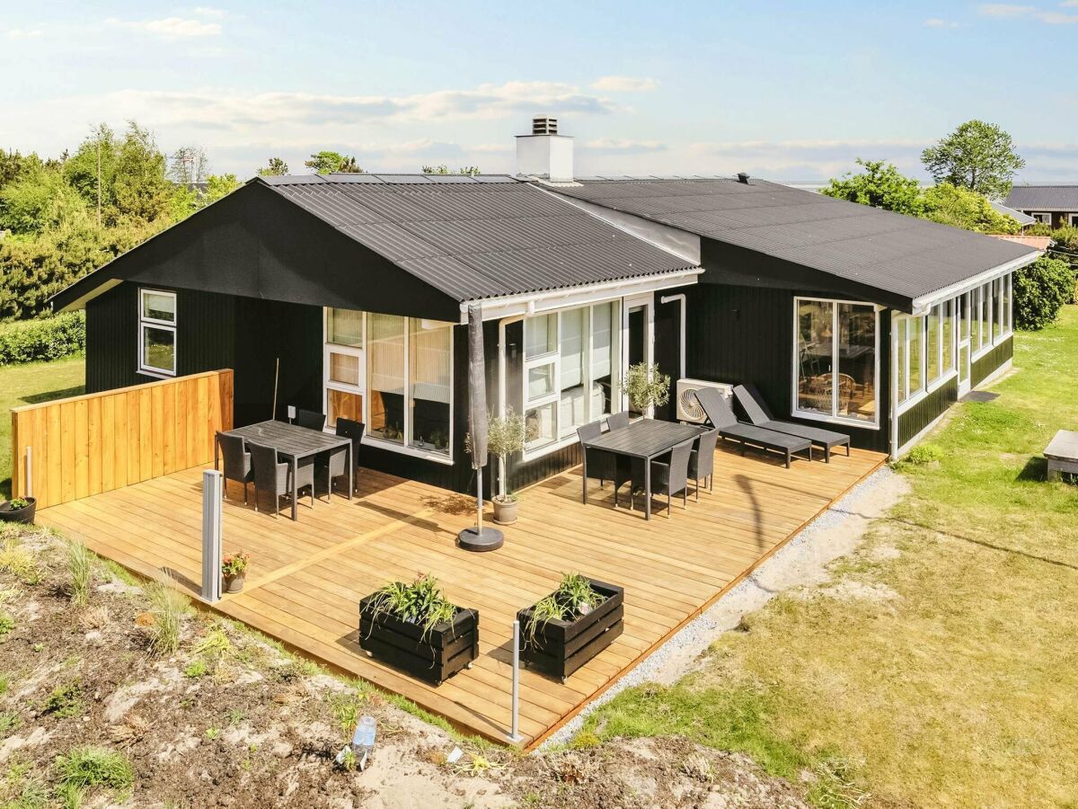 Holiday house 4 star holiday home in Hadsund-By Traum - Outdoor photo 2