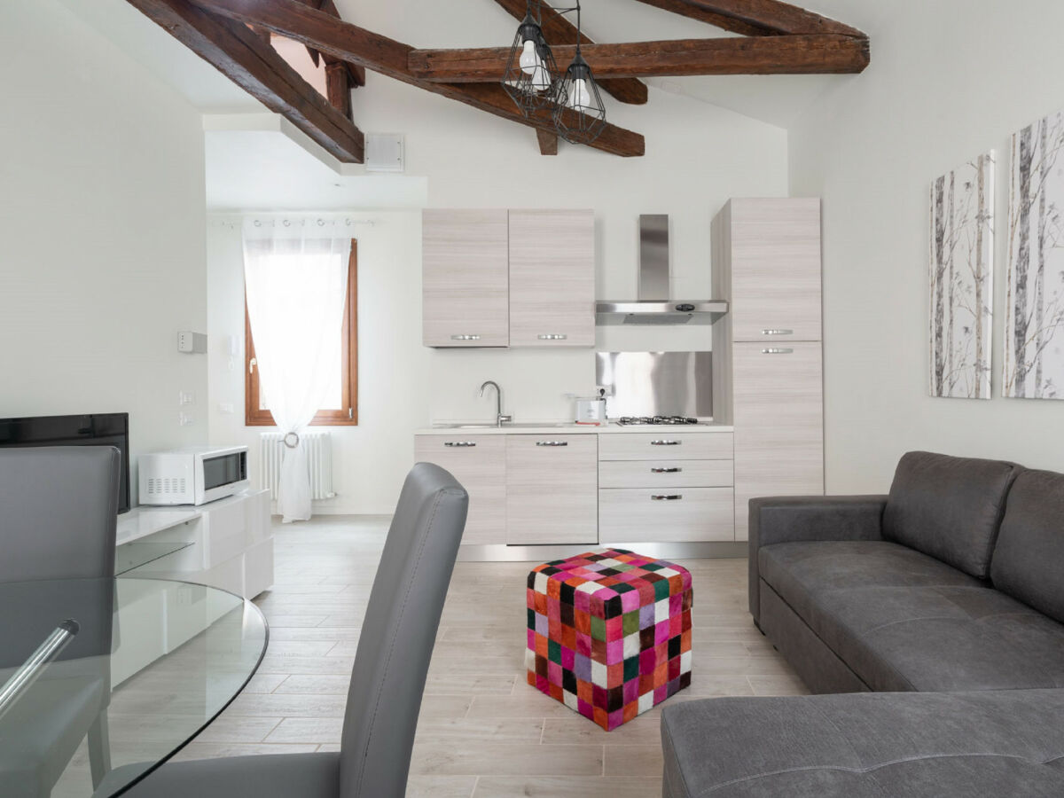 Apartment San Marco Style Canal View Apt. 2 - LOCZ - Features photo 5