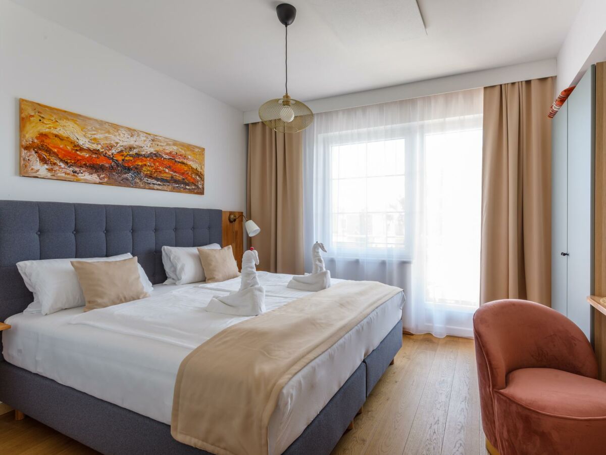 Holiday room Doppelzimmer mit Boxspringbett Hofseite (Zi 5) - Outdoor photo 5