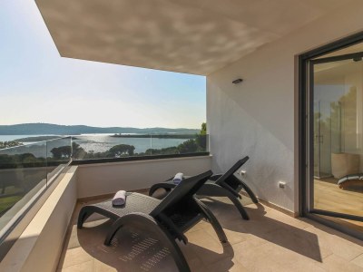 Holiday house Villa Pergosa with sea view and sauna - Features photo 31