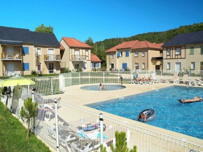 Holiday park Apartment in France with Pool Views - Outdoor photo 10