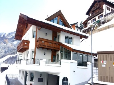 Apartment Apartment in Tyrol near Ski Slopes - Outdoor photo 2