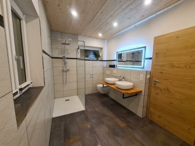 Apartment Ferienhaus, Dusche, WC, 4 oder mehr Schlafräume - Features photo 40