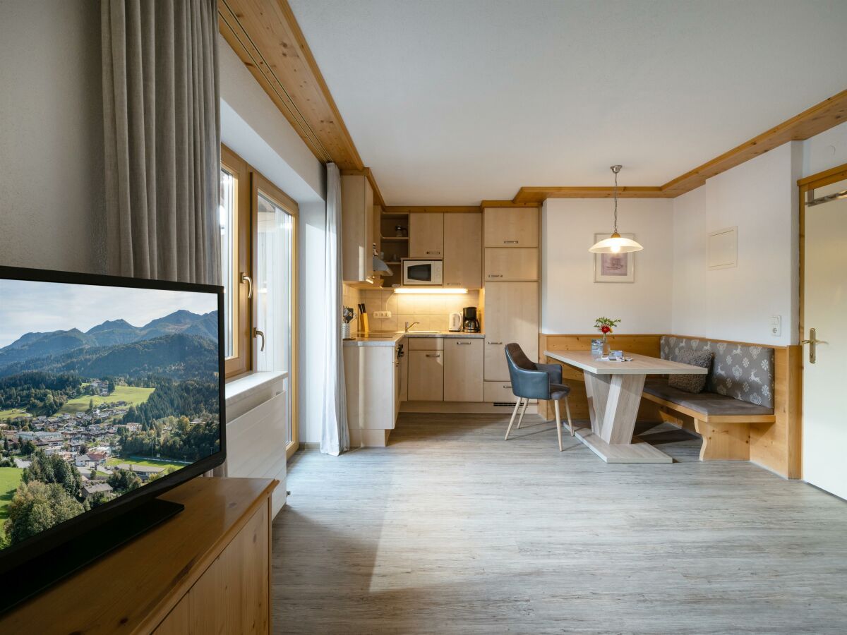 Apartment 2-Personenwohnung "Feuer"