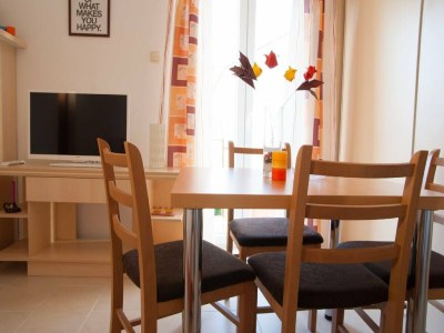 Apartment Apartments Paula - One Bedroom Apartment with Terrace 1 - Features photo 14