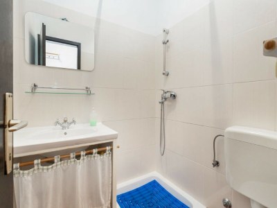 Apartment Apartments Ilija Njavro - One Bedroom Apartment with Balcony - Features photo 17